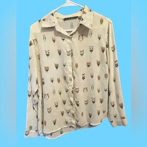 Women’s Large button up blouse in good used condition. Owl